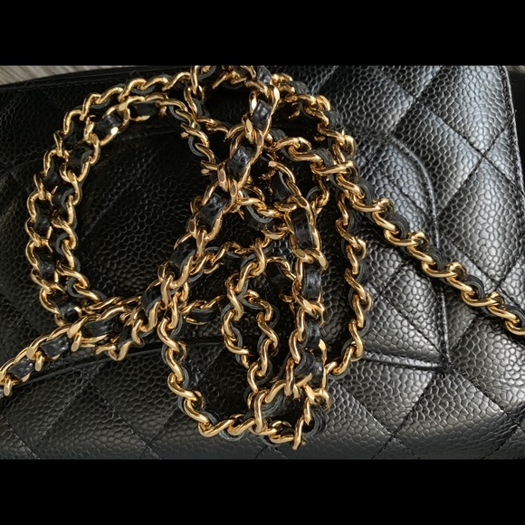 ❌SOLD❌Authentic CHANEL WOC⚠️No low ball Pls - Picture 4 of 8